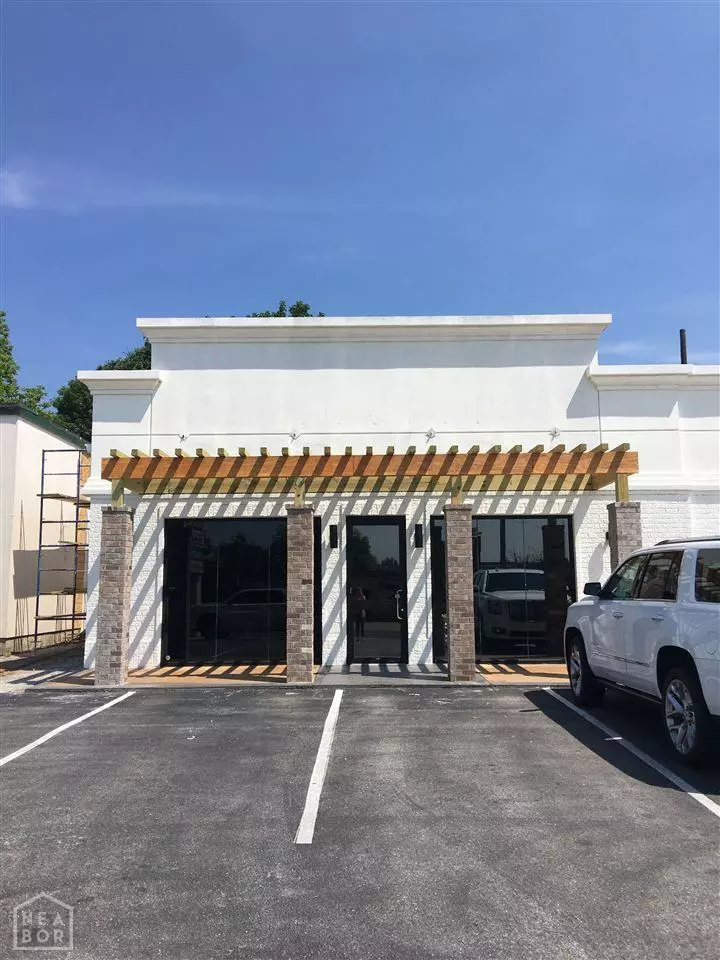 Jonesboro, AR 72401,2612 E Nettleton