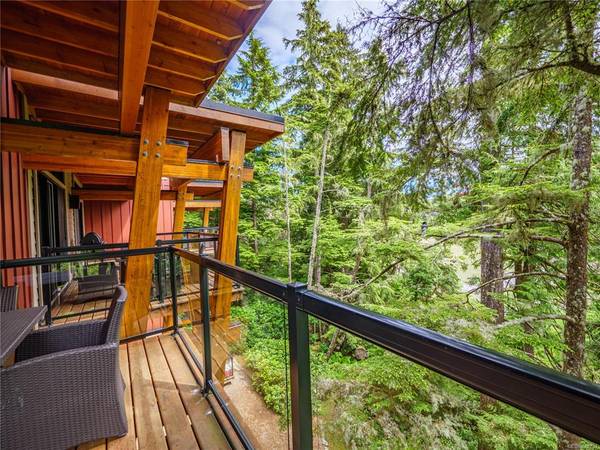 Ucluelet, BC V0R 3A0,203 Boardwalk Blvd #15