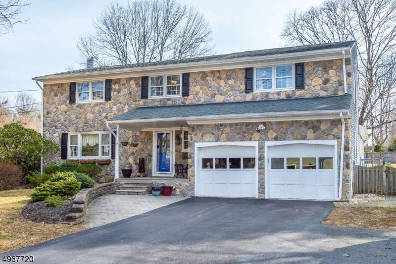 17 ORANGE ST, Chester Boro, NJ 07930