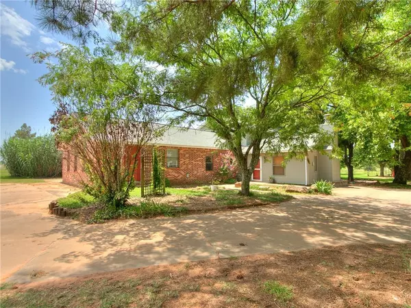 Chandler, OK 74834,860637 S 3430 Road