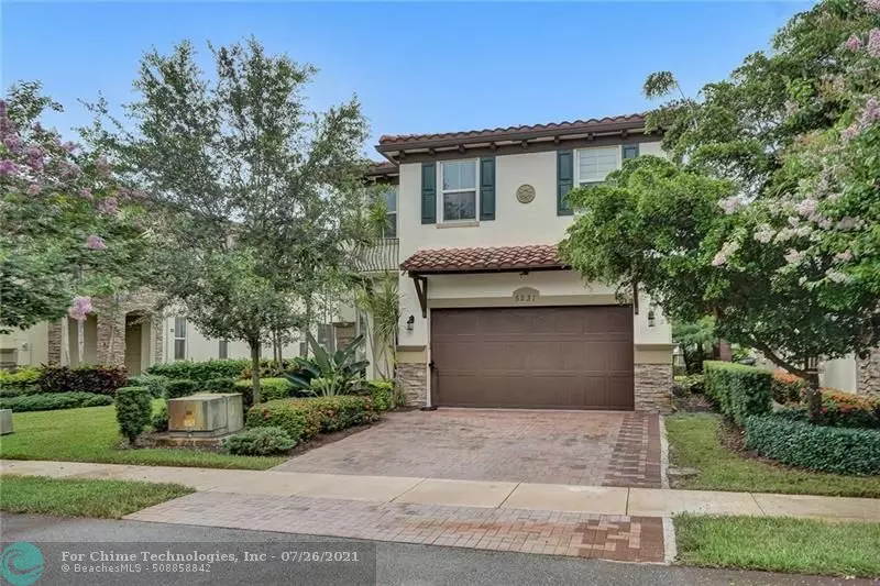 5231 Falcon Trl, Davie, FL 33314