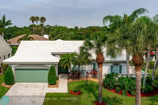 10212 Hunt Club Ln, Palm Beach Gardens, FL 33418