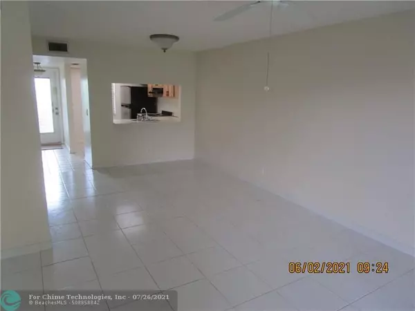 Sunrise, FL 33322,10434 Sunrise Lakes Blvd  #304