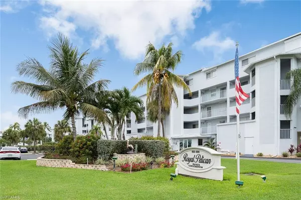 4521 Bay Beach LN #124, Fort Myers Beach, FL 33931