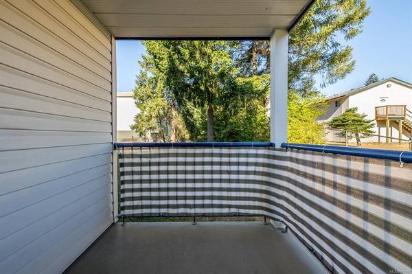 Courtenay, BC V9N 3W6,200 Back Rd #205