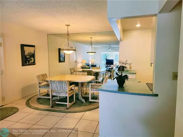 Fort Lauderdale, FL 33308,6213 Bay Club Dr  #4