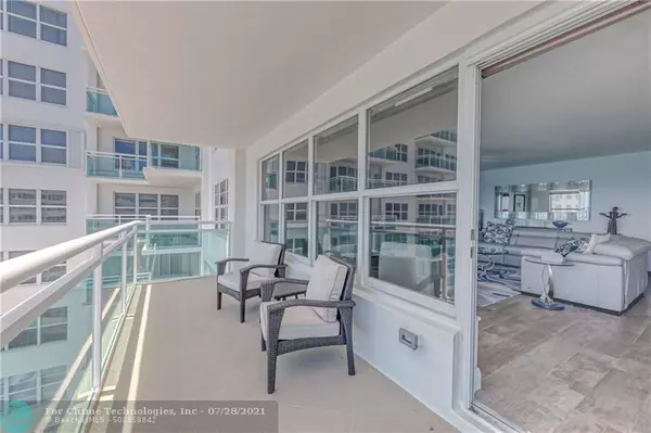 Fort Lauderdale, FL 33308,3900 Galt Ocean Drive  #1210