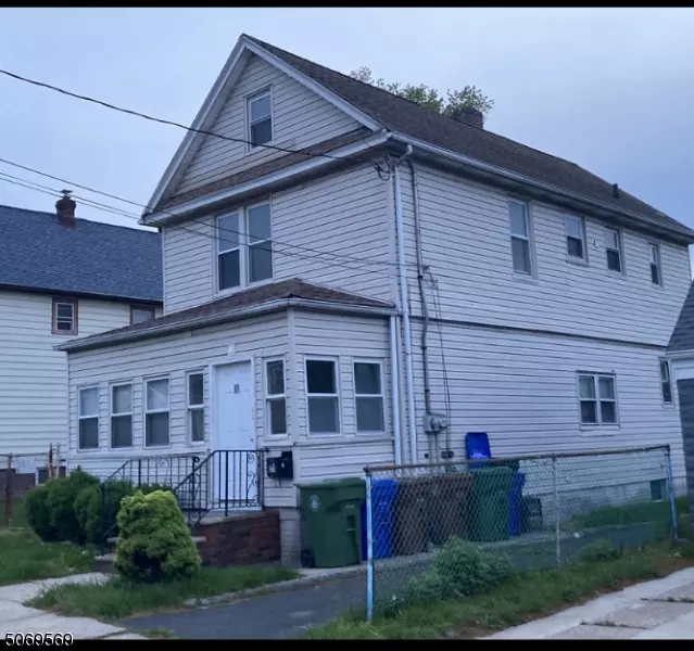 31 E 10th St, Linden City, NJ 07036