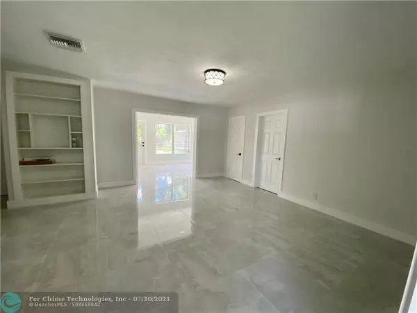 Plantation, FL 33317,5115 SW 6 ct