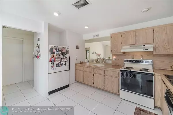 Deerfield Beach, FL 33442,2337 Deer Creek Woodlands Way  #2337