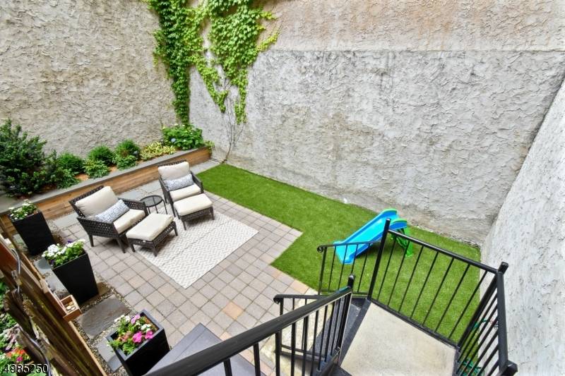 402 JEFFERSON ST #2, Hoboken City, NJ 07030