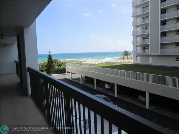 Pompano Beach, FL 33062,812 N Ocean Blvd  #202