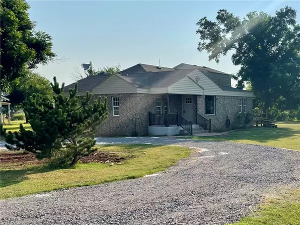 320 S 2nd Street, Cashion, OK 73016