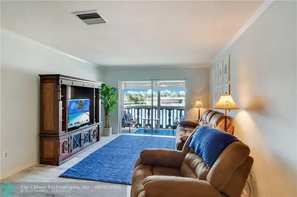 Pompano Beach, FL 33060,700 Pine Dr  #309