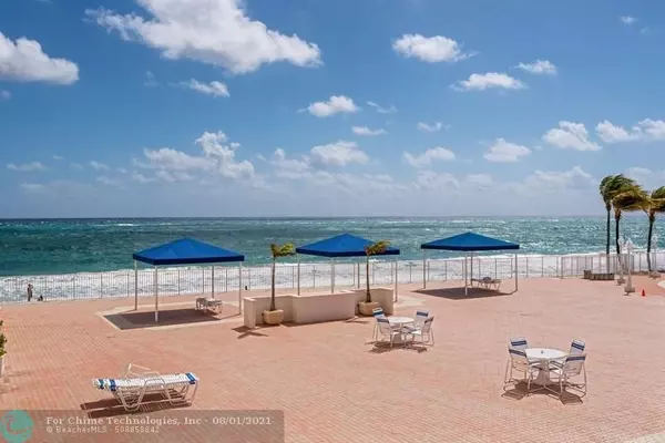 Lauderdale By The Sea, FL 33308,3900 N Ocean Dr  #2F