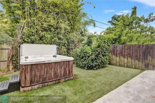 Fort Lauderdale, FL 33315,809 SW 7th Ave