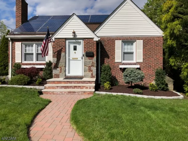 85 EDGEWOOD PL, Maywood Boro, NJ 07607