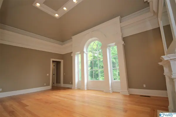 Hayden, AL 35079,195 Oak Circle