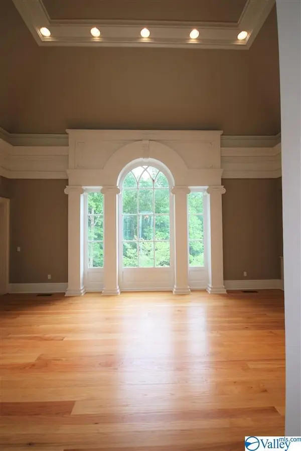 Hayden, AL 35079,195 Oak Circle