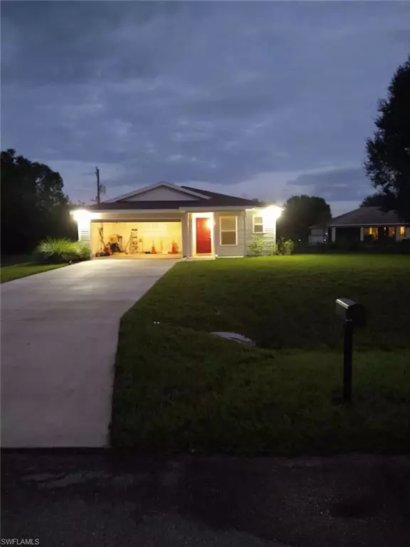 6032 Latimer AVE, Fort Myers, FL 33905