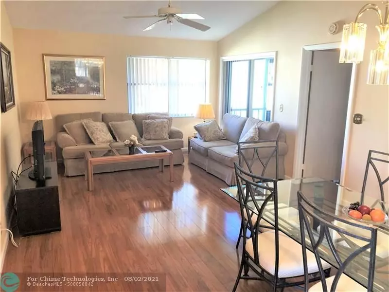 7658 Tahiti Ln  #203, Lake Worth Beach, FL 33467