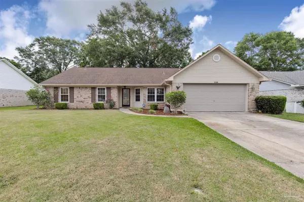 2508 Southern Oaks Dr, Cantonment, FL 32533