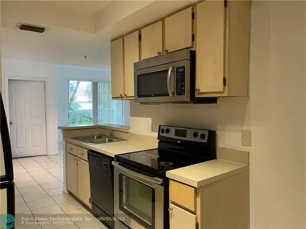 Sunrise, FL 33325,765 SW 148TH AV  #1215