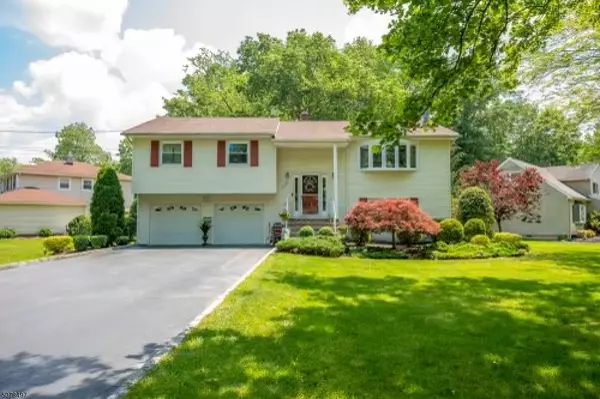 232 Chaucer Dr, Berkeley Heights Twp., NJ 07922