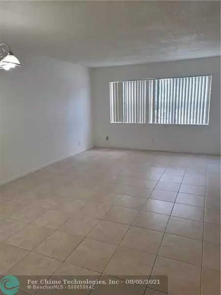 Deerfield Beach, FL 33441,420 SE 2 AVENUE  #6-B