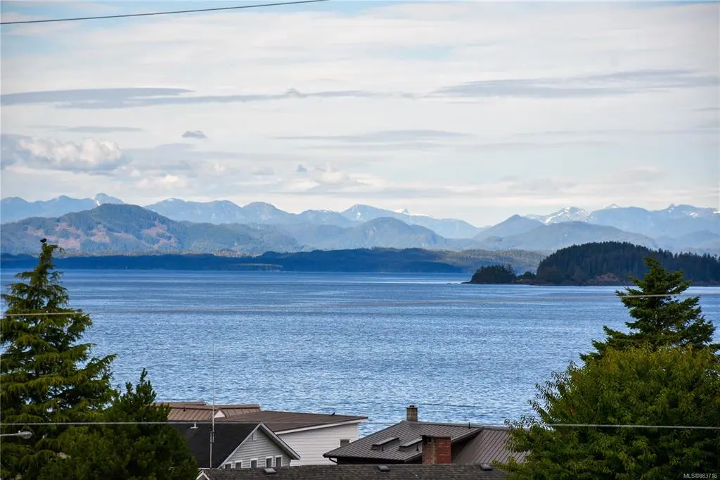 8805 Central St #1, Port Hardy, BC V0N 2P0