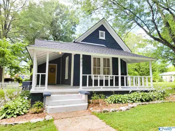 909 Austin Street SW, Decatur, AL 35601
