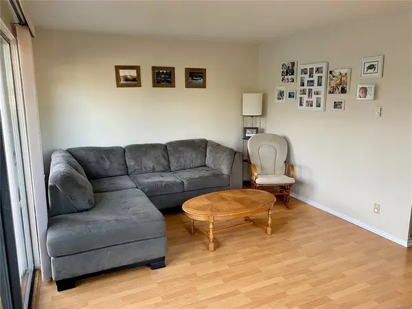 8805 Central St #1, Port Hardy, BC V0N 2P0