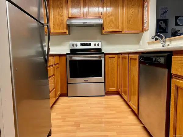 8805 Central St #1, Port Hardy, BC V0N 2P0