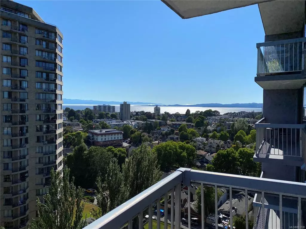 Victoria, BC V8V 1S9,647 Michigan St #1406