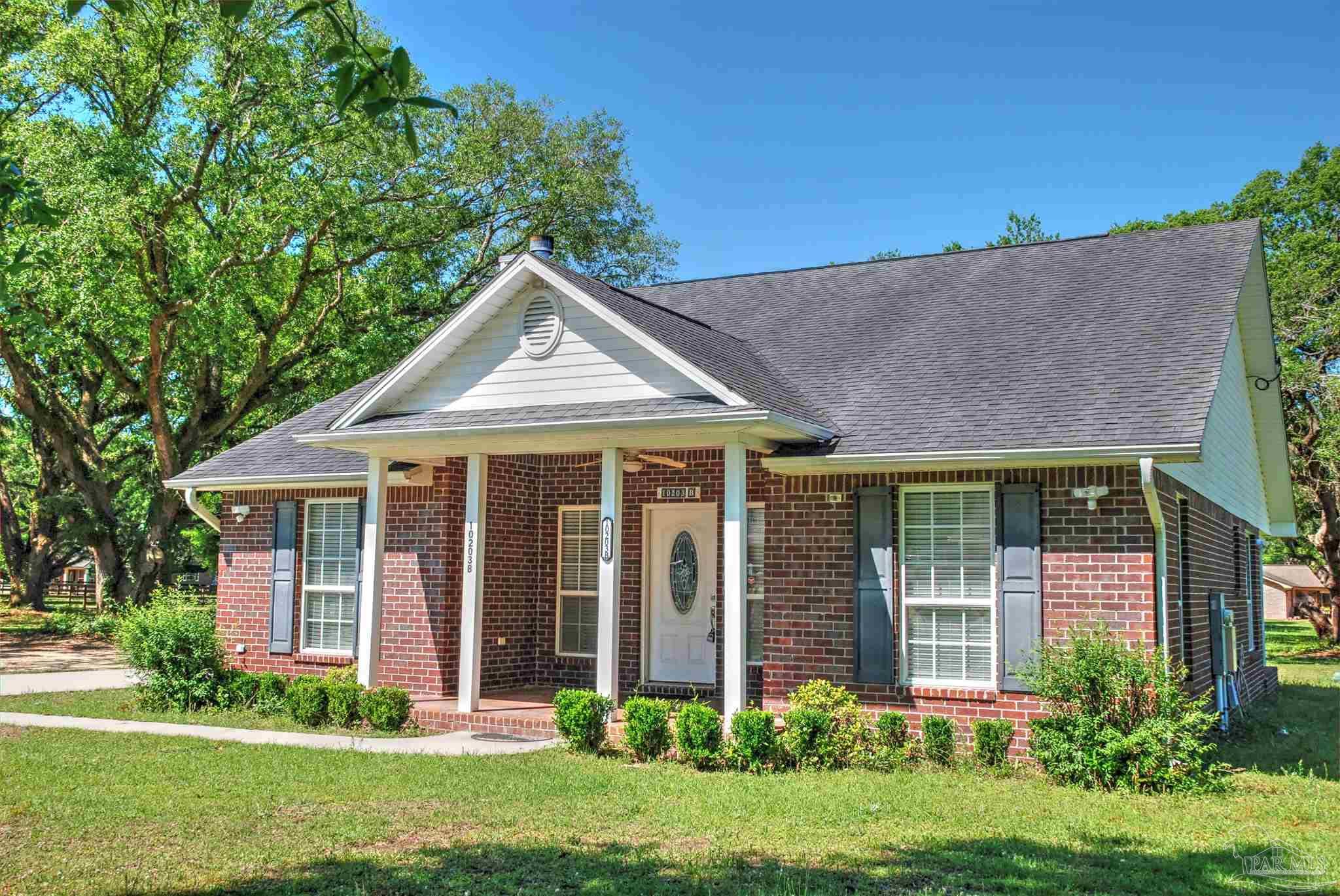 10203 Holsberry Rd, Pensacola, FL 32534