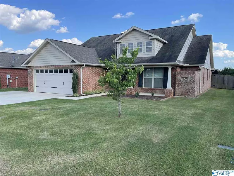 24764 Silent Spring Drive, Athens, AL 35613