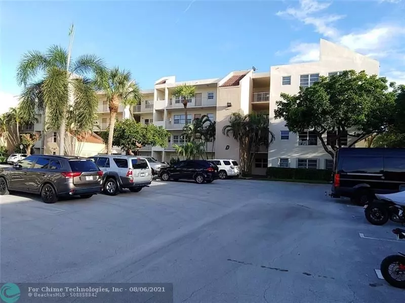 Pompano Beach, FL 33062,2860 NE 14th Street Causeway  #109D