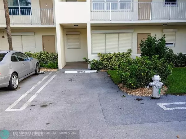 Pompano Beach, FL 33062,2860 NE 14th Street Causeway  #109D