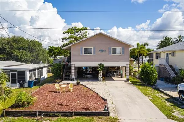 4726 Swordfish ST, Bonita Springs, FL 34134