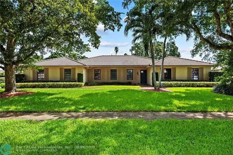 260 W Tropical Way, Plantation, FL 33317