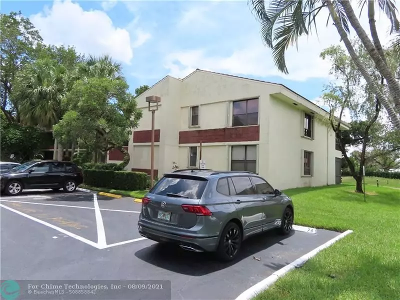 7300 NW 1st St  #211, Plantation, FL 33317