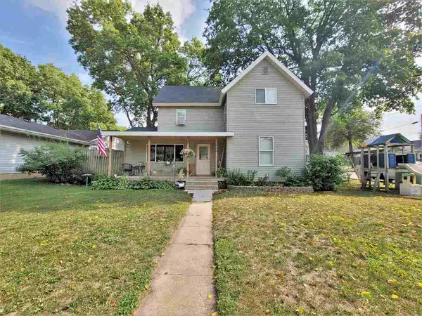 226 W 4th Street, Pecatonica, IL 61063