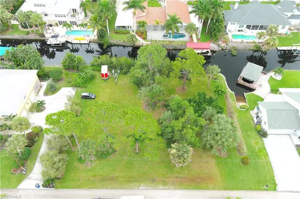 27125 Harbor DR, Bonita Springs, FL 34135