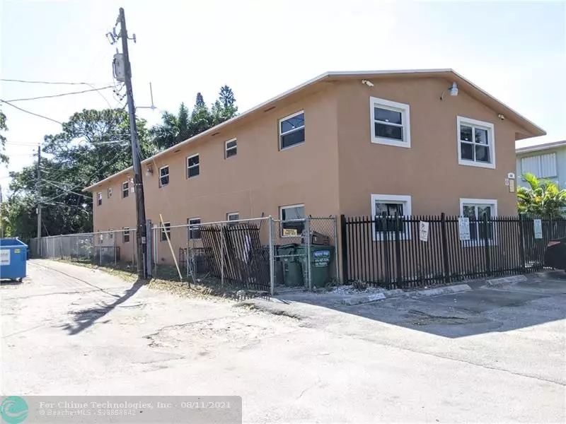 608 SW 16th Ave, Fort Lauderdale, FL 33312