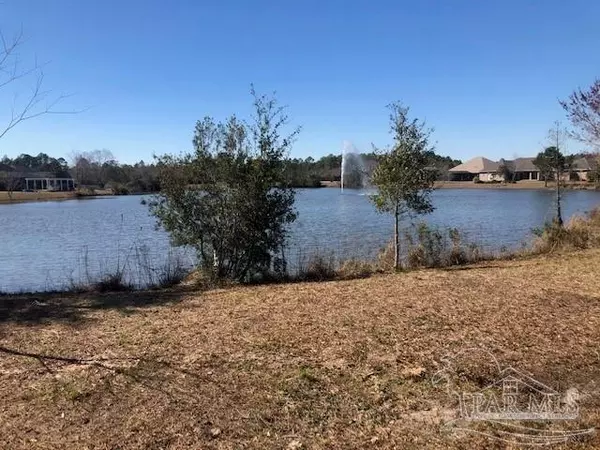 Milton, FL 32583,5829 Highland Lake Dr