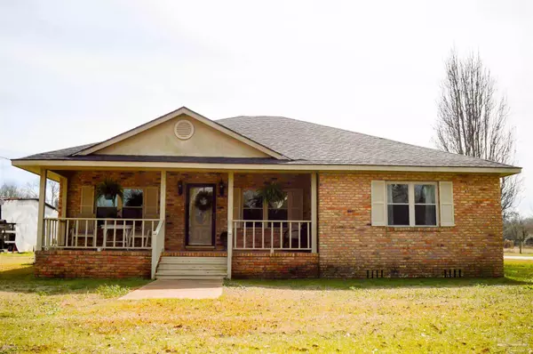 1386 Mccullough Rd, Atmore, AL 36502