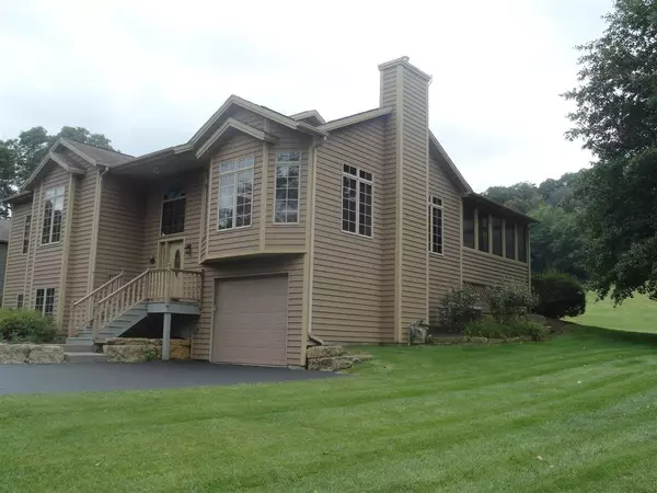 Galena, IL 61036,36 Valleywood Lane