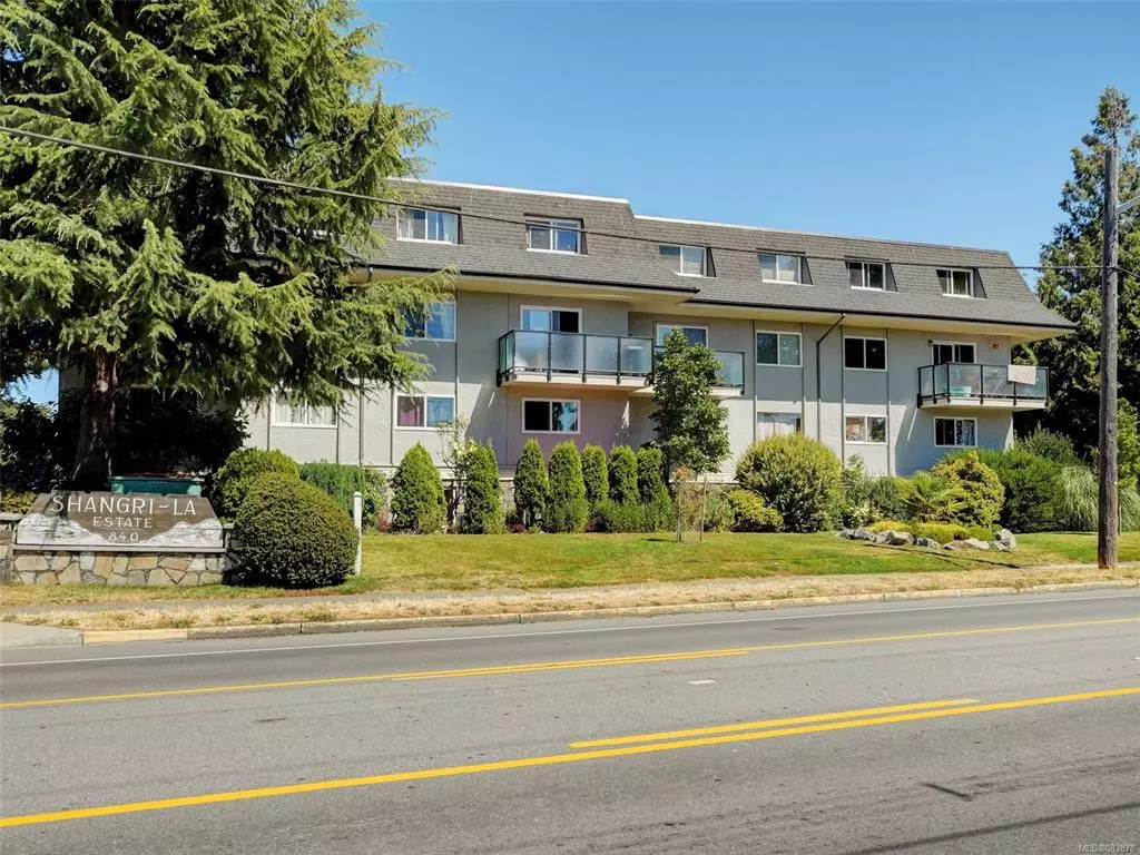 Esquimalt, BC V9A 2X1,840 Craigflower Rd #38