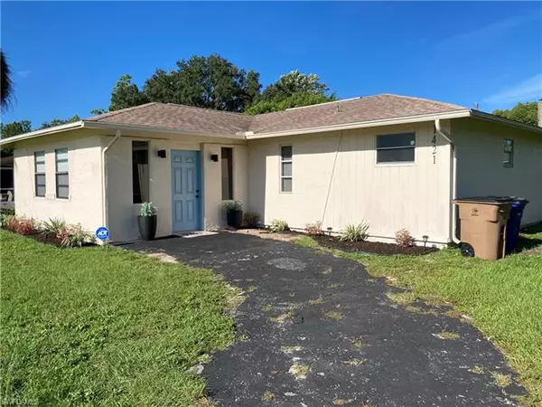 Lehigh Acres, FL 33936,1421 Caywood CIR S