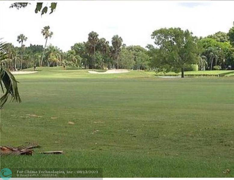 Lake Worth Beach, FL 33467,6308 Harbour Club Dr